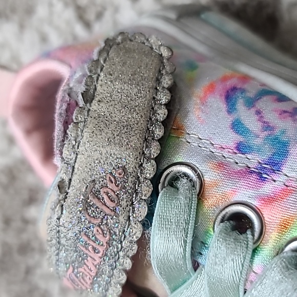 4 for $28 - Skechers Twinkle Toes Toddler Girls Size 6 Tie-Dye Satin Light-Up - Picture 10 of 12